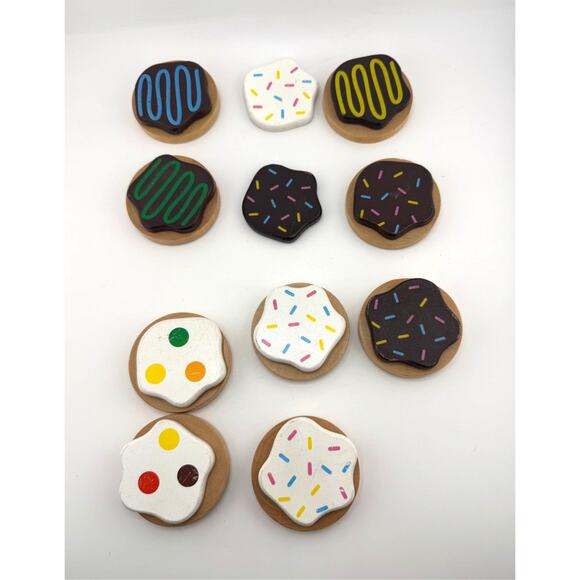 Melissa‎ And Doug Wooden Slice And Bake Cookie Replacements - Picture 1 of 6